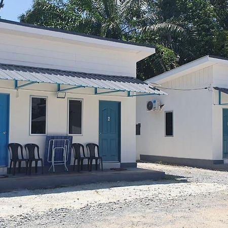 Chalet Meroloh كوالا لكانغسار المظهر الخارجي الصورة