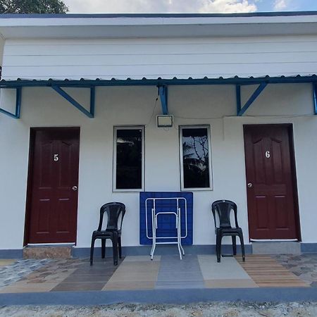 Chalet Meroloh كوالا لكانغسار المظهر الخارجي الصورة